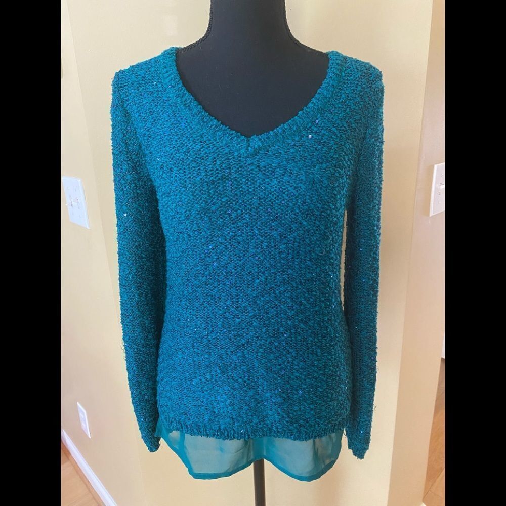 Apt. 9 Women's size Small Petite Stunning Green/Blue Sequined Sweater